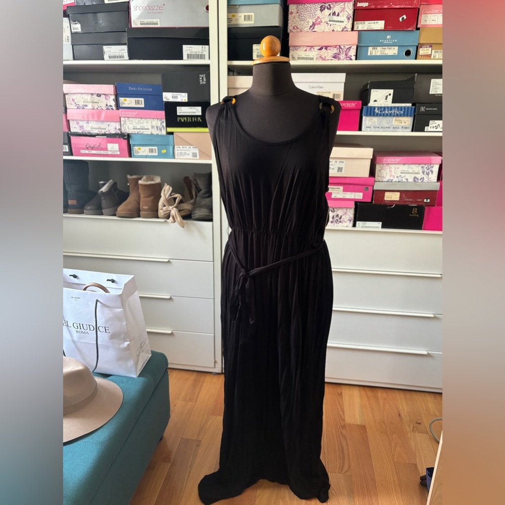 Brand new Fabulous black dress